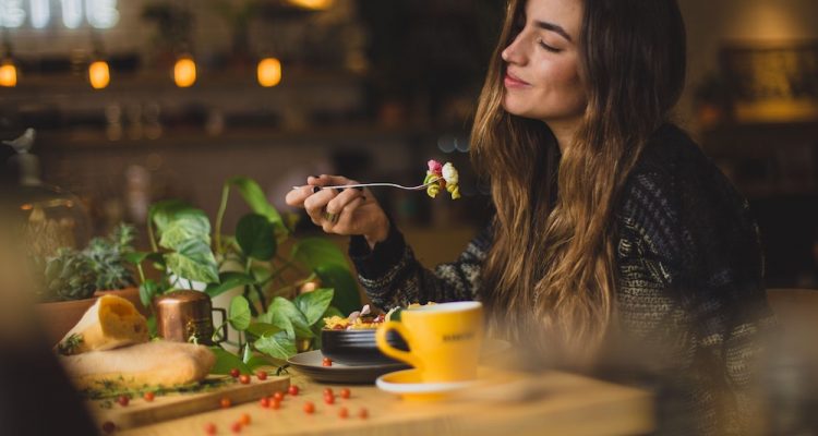 barsten het kan Stad bloem 4 tips om goedkoop en lekker eten te laten bezorgen - Happy Life Magazine